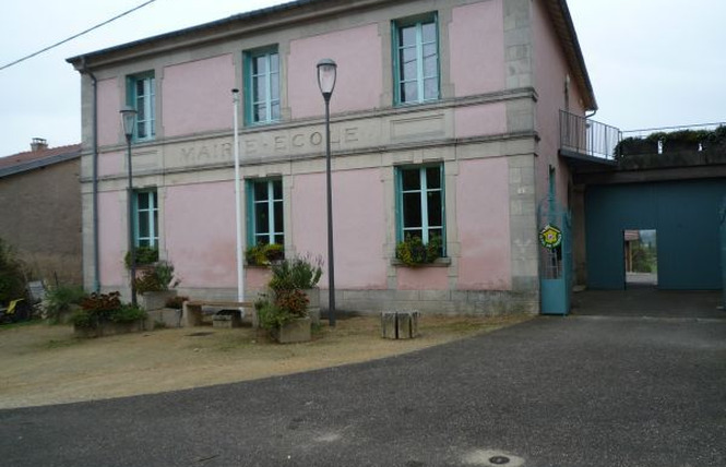 Gîte de groupes 1 - Saint-Julien-sous-les-Côtes