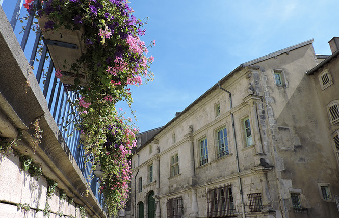 Façade remarquable : hôtel de Bousmard 1 - Saint-Mihiel
