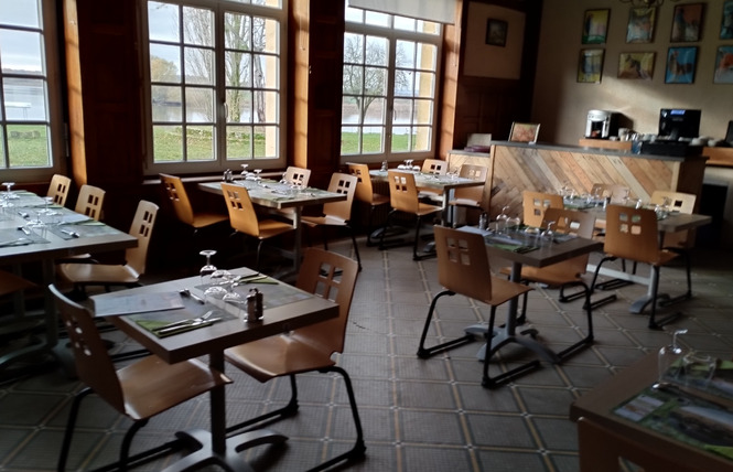 Restaurant domaine du vieux moulin 2 - Lachaussée